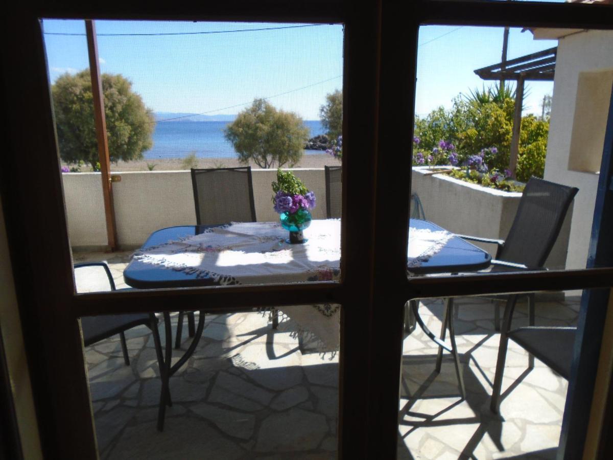 Sea Front Two Bedroom House In Lesvos Tavari Exterior foto