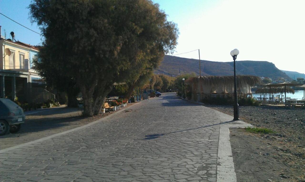 Sea Front Two Bedroom House In Lesvos Tavari Exterior foto