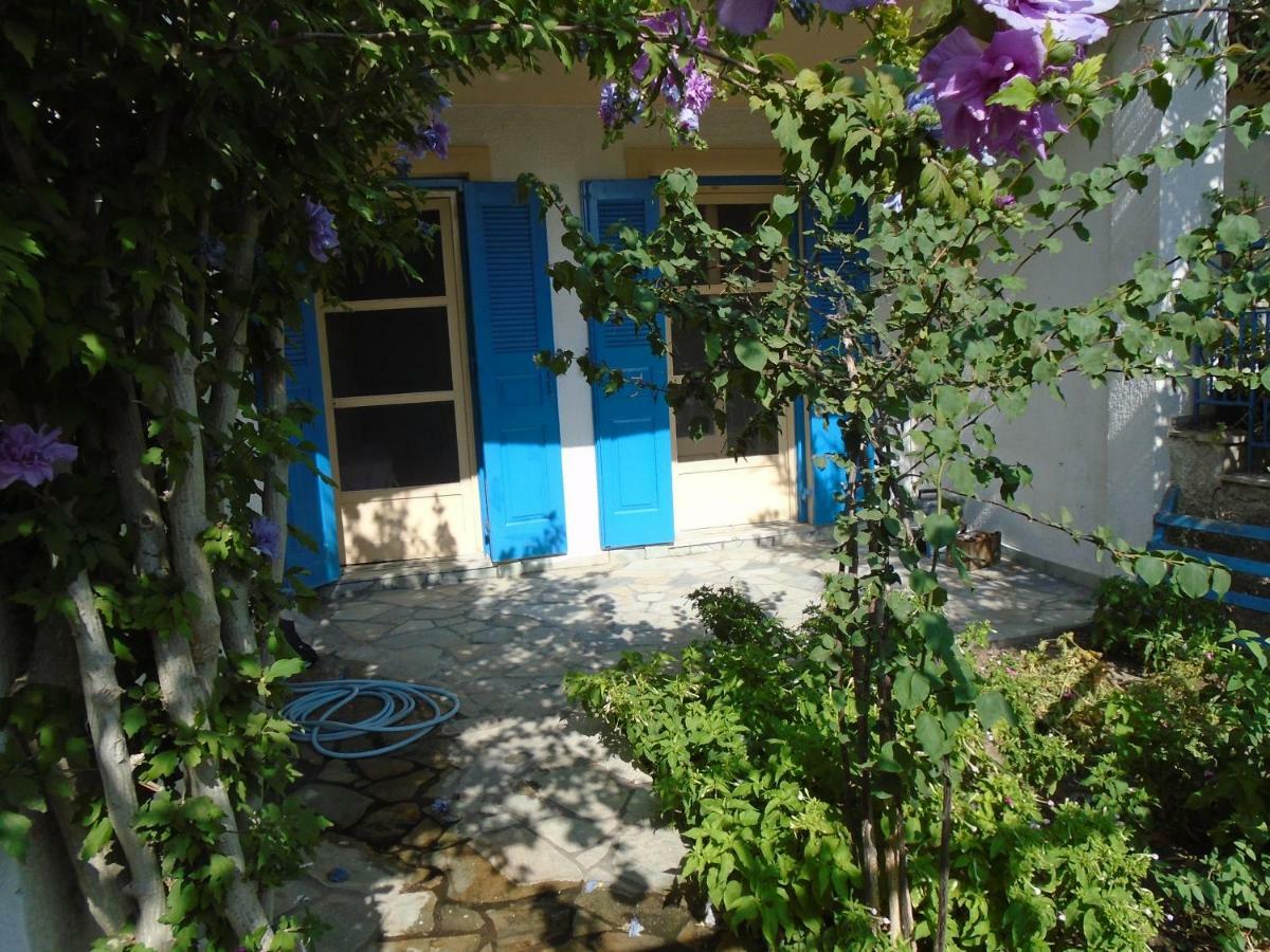 Sea Front Two Bedroom House In Lesvos Tavari Exterior foto